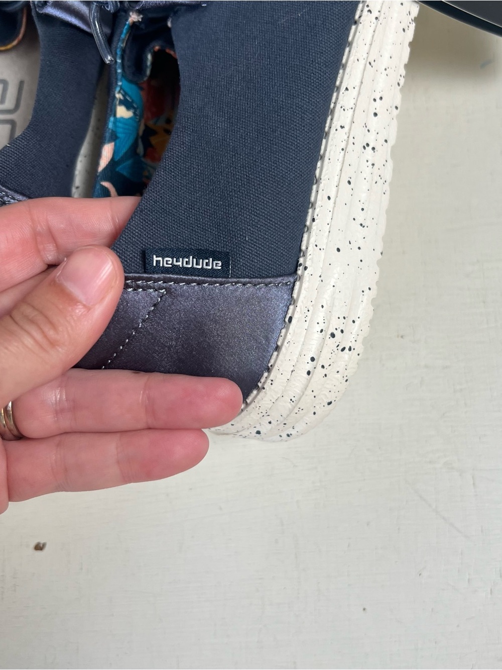 NWT HEY DUDE- Wendy Stretch Canvas Slip-On Denim Size 8 - Picture 6 of 7